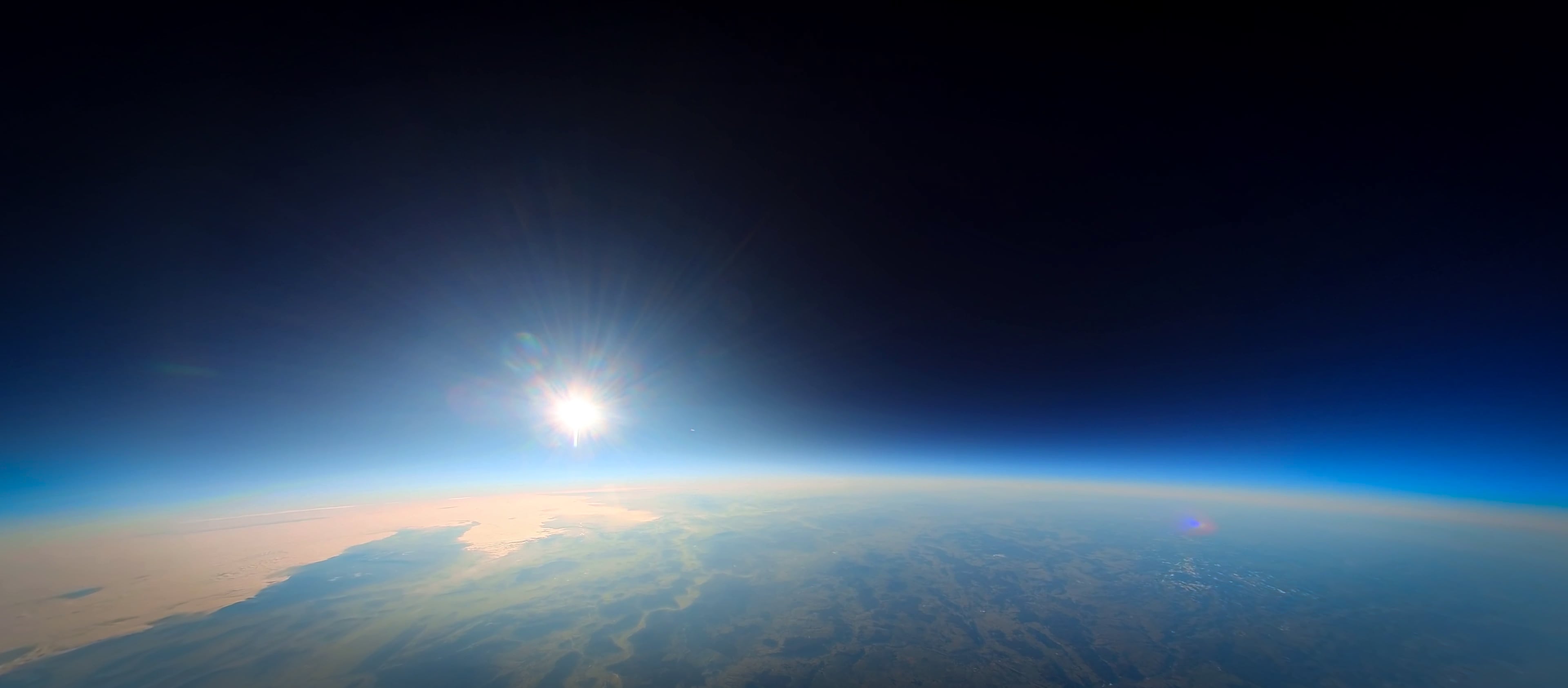 View Stratosphere from Weather Balloon